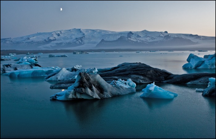 Jökulsárlón im Mondschein