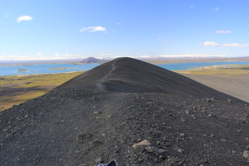 Auf dem Hverfjall-Krater.